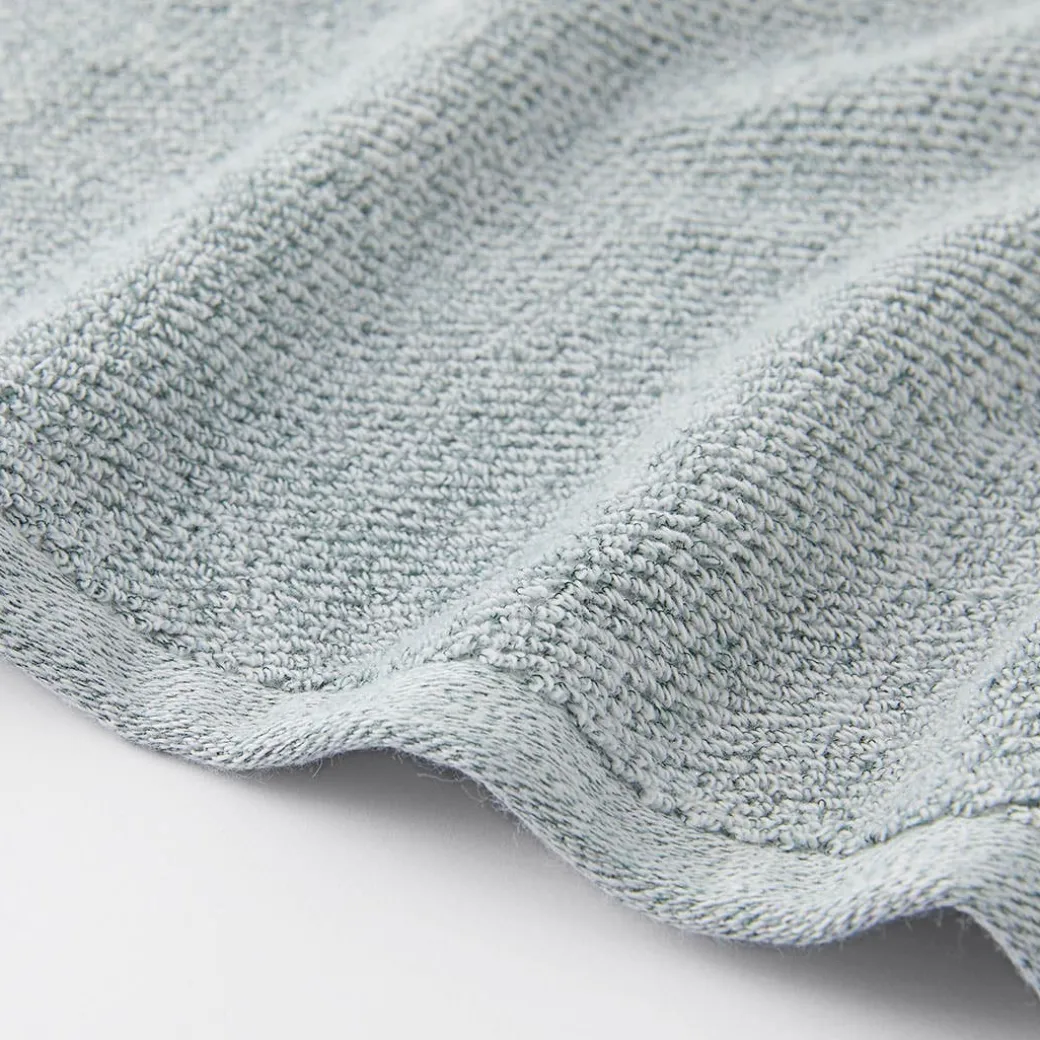 Izak Cotton Bamboo Towel - Olive
