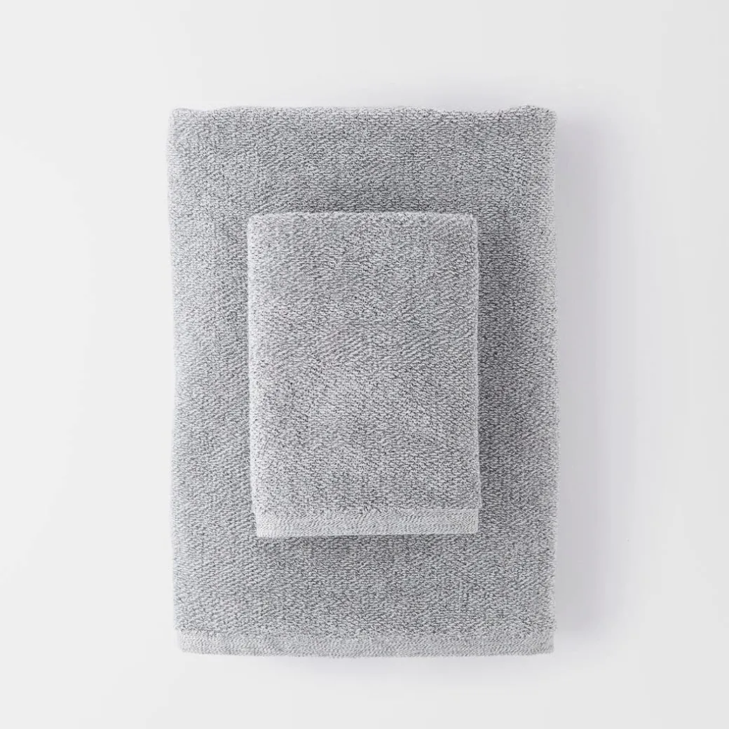 Izak Cotton Bamboo Towel - Olive