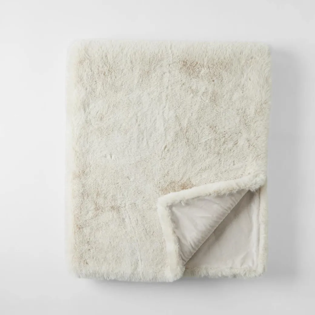 Luxury Faux Fur Throw - Silver