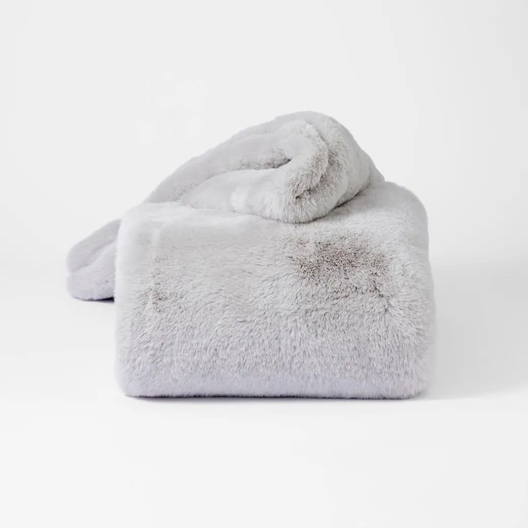 Luxury Faux Fur Throw - Silver