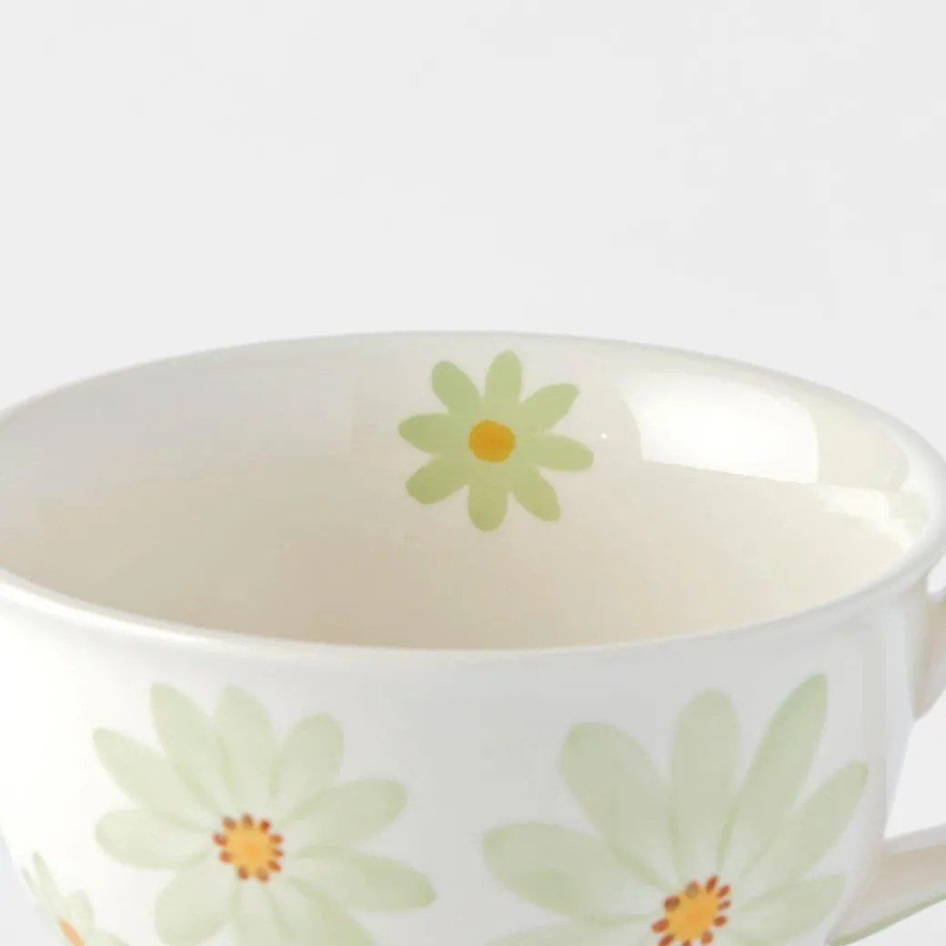 Margurite Pedestal Tea Cup - Light Green