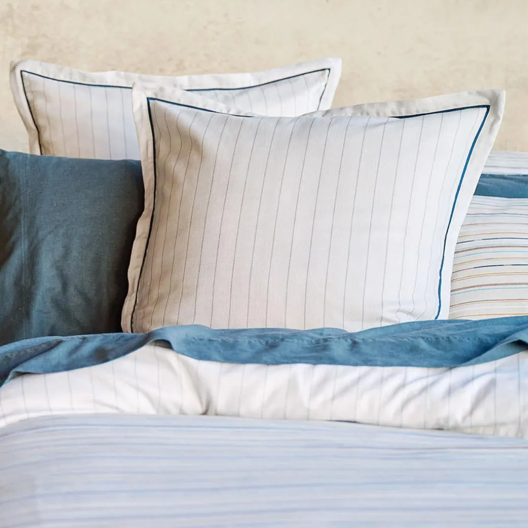 Truman Reversible Quilt Cover