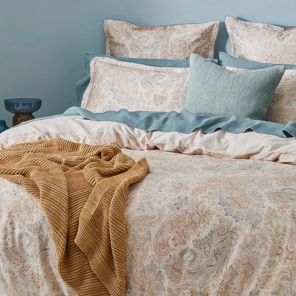 Yasmina Quilt Cover